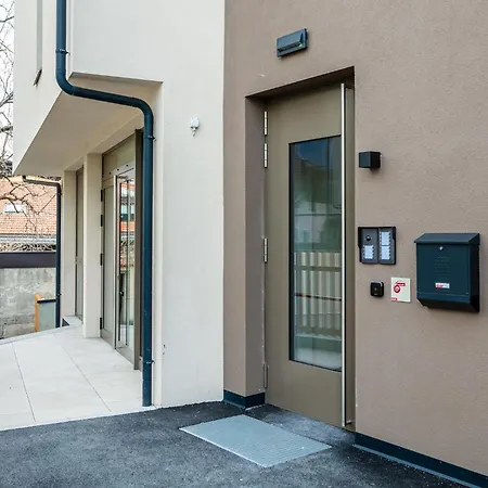 Apartament 7